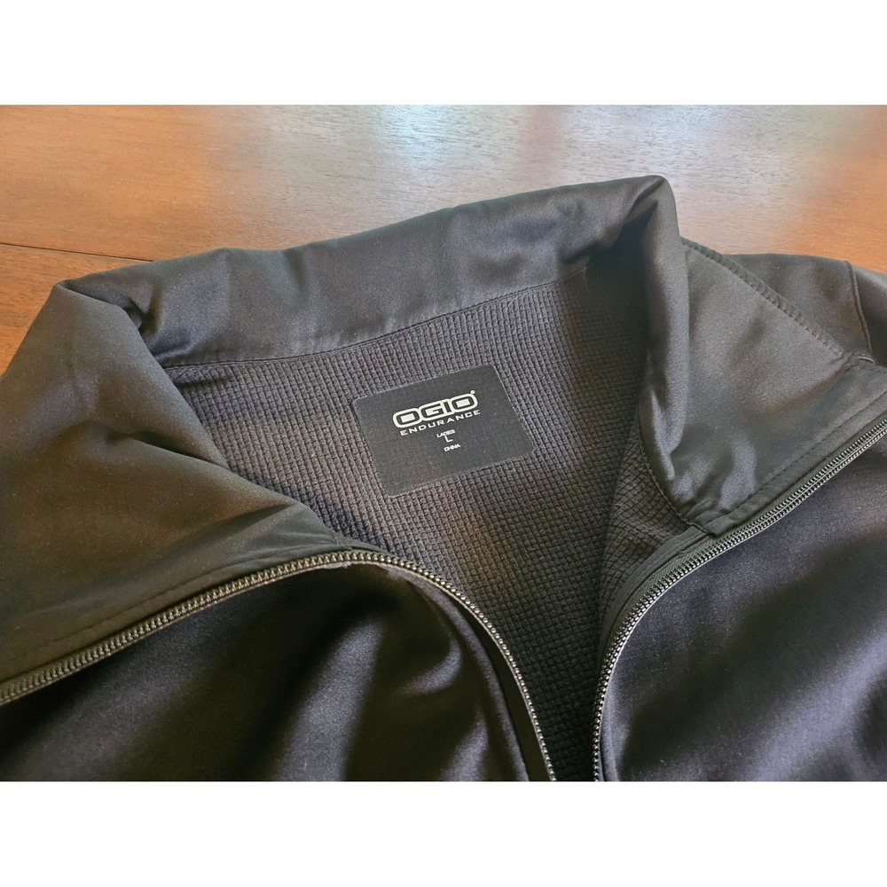 OGIO Endurance Softshell Jacket Womens Large Black Full Zip Corona Logo LOE720